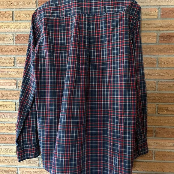 Men’s long sleeve button down shirt by Uniqlo - Picture 3 of 3